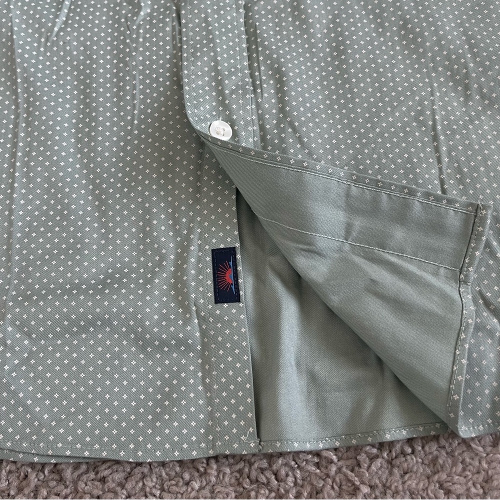 Faherty Cloud Button Down Short Sleeve Shirt - image 3